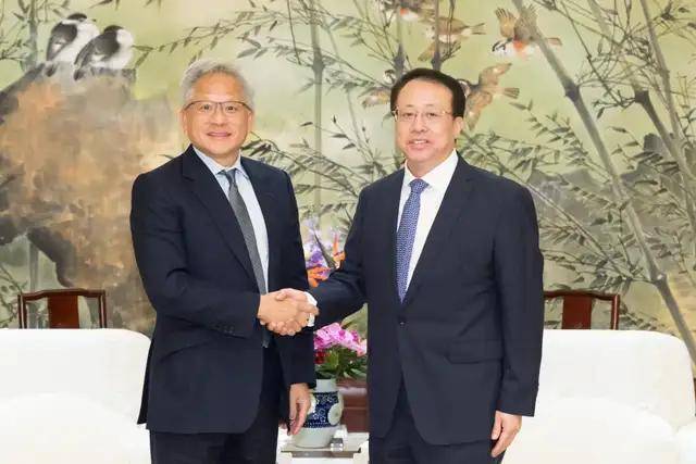 传染病防控保养生产两手抓 全力供电供暖保民生